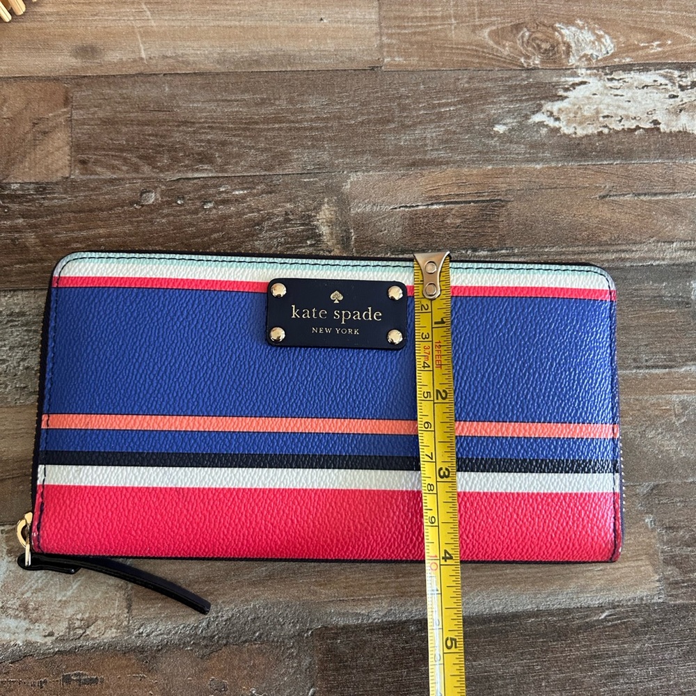 ♠️Kate Spade ♠️ Large Continental Wallet - Picture 15 of 15